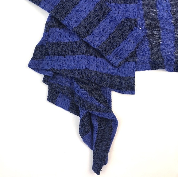 💙 5 for $25 💙 Black and Blue Striped Cardigan - Picture 2 of 5